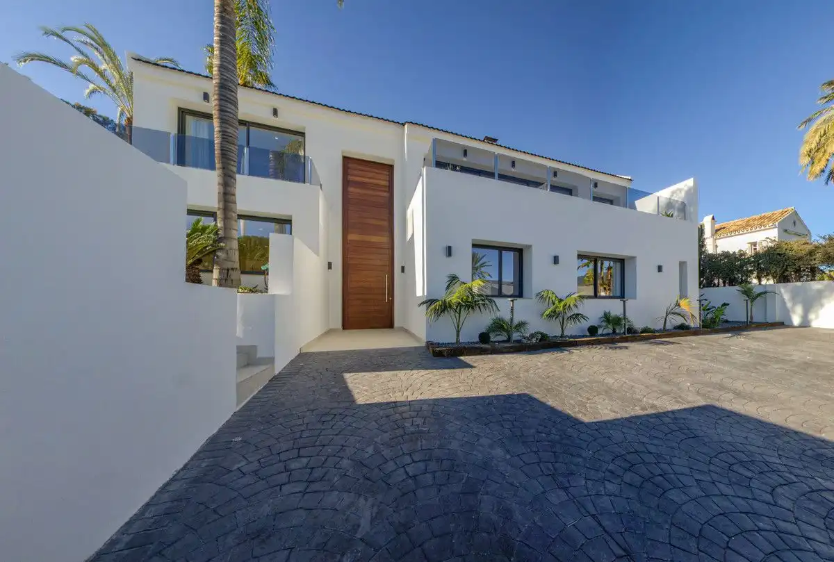 Villa mit Terrasse zum Verkauf in Nueva Andalucía, imagen 28
