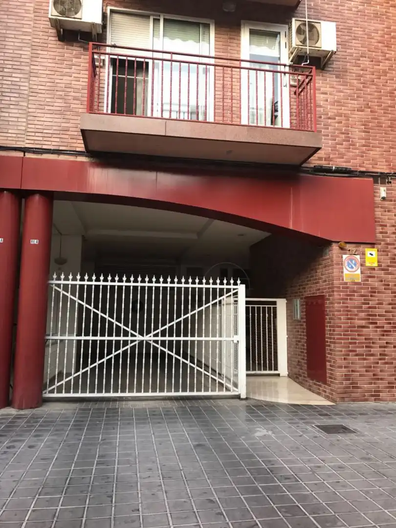 Einzelparkplatz zum Verkauf in Quart de Poblet, imagen 3