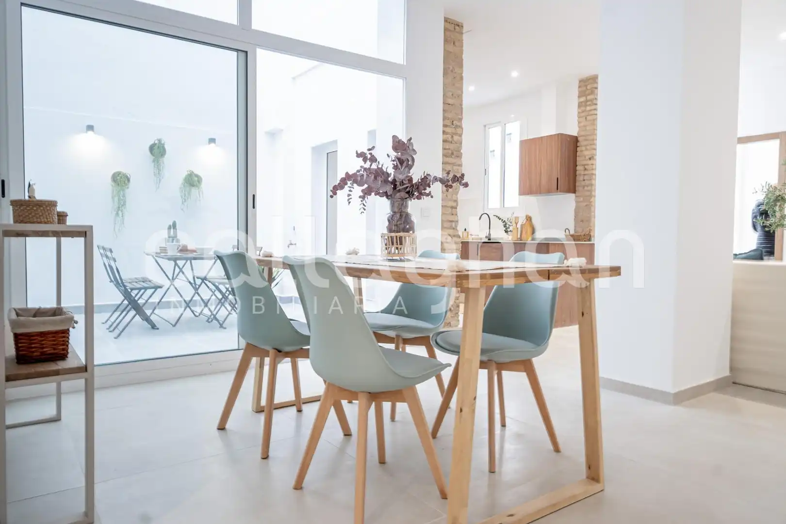 Esszimmer von Erdgeschoss zum Verkauf in Valencia mit Terrasse