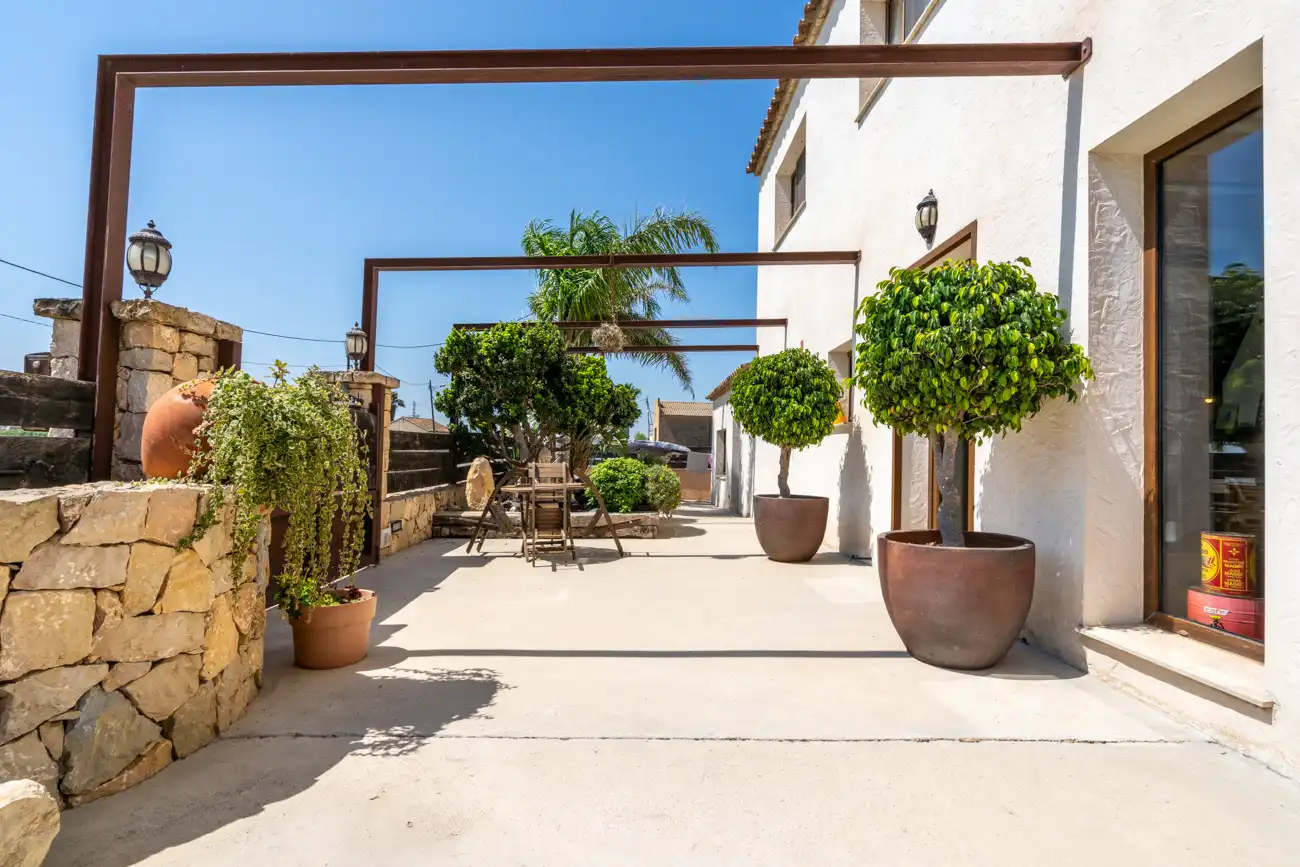 Terrassa de Finca rústica en venda en Deltebre amb Aire condicionat, Jardí privat i Terrassa