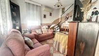 Living room of House or chalet for sale in Lucena