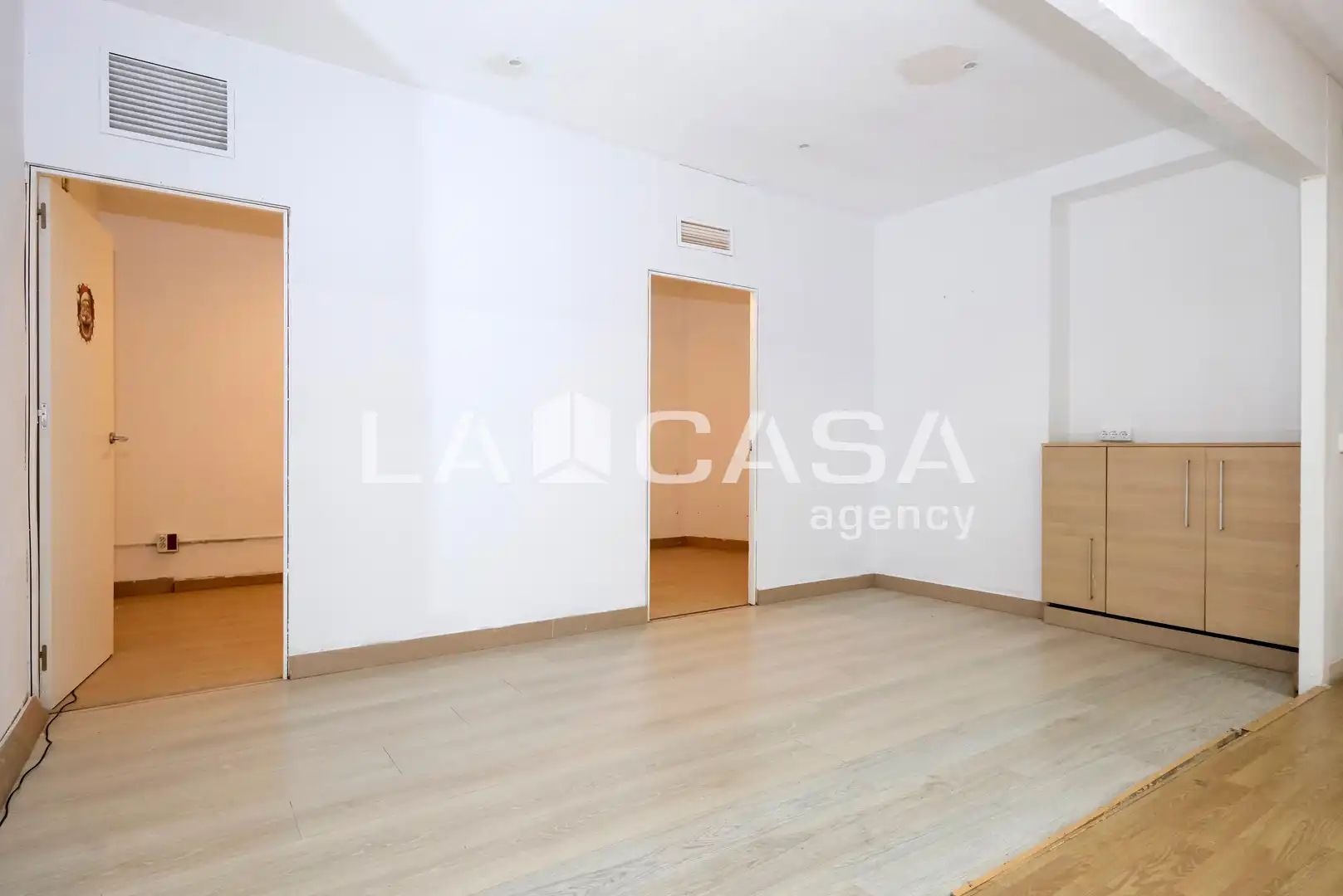 Bajo en venta en Carrer Mare de Déu de les Neus, imagen 4