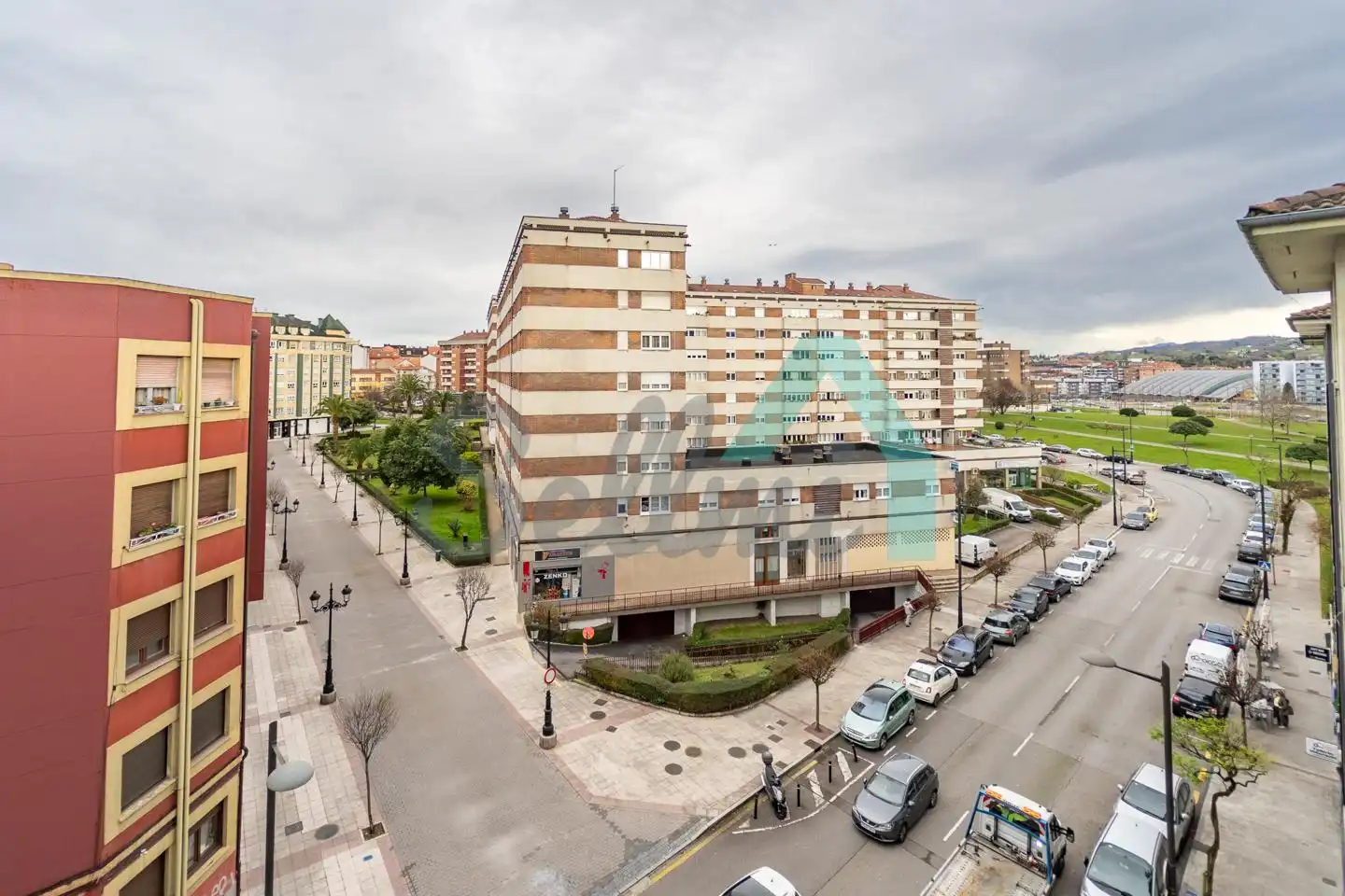 Exterior view of Flat for rent in Oviedo   with Heating, Furnished and Internet
