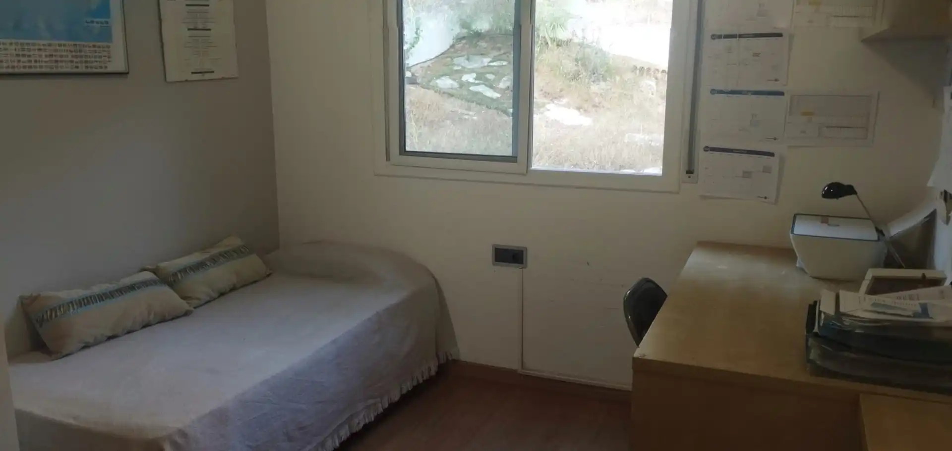 Habitación de Casa o chalet en venta en Roda de Berà con Aire acondicionado, Calefacción y Jardín privado
