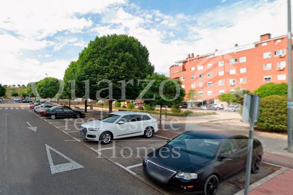 Exterior view of Flat for sale in Arganda del Rey  with Storage room and Community pool