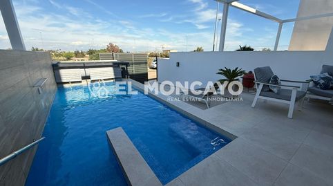 Foto 3 de Casa adosada en venta en Calle Rosalia de Castro, Rojales, Alicante