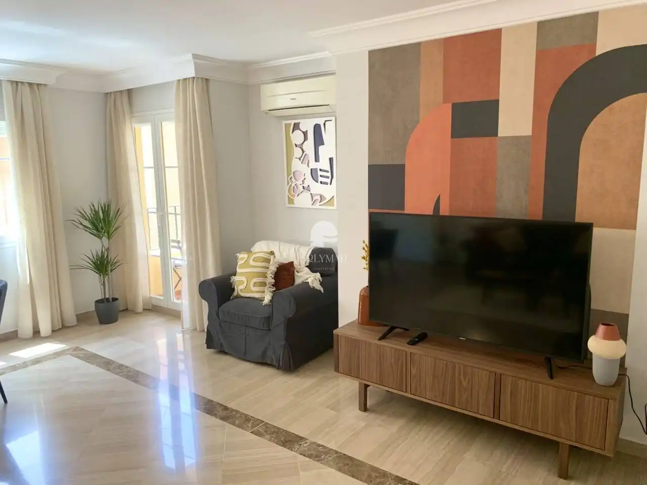 Sala d'estar de Pis de lloguer en Vélez-Málaga amb Aire condicionat, Moblat i Balcó