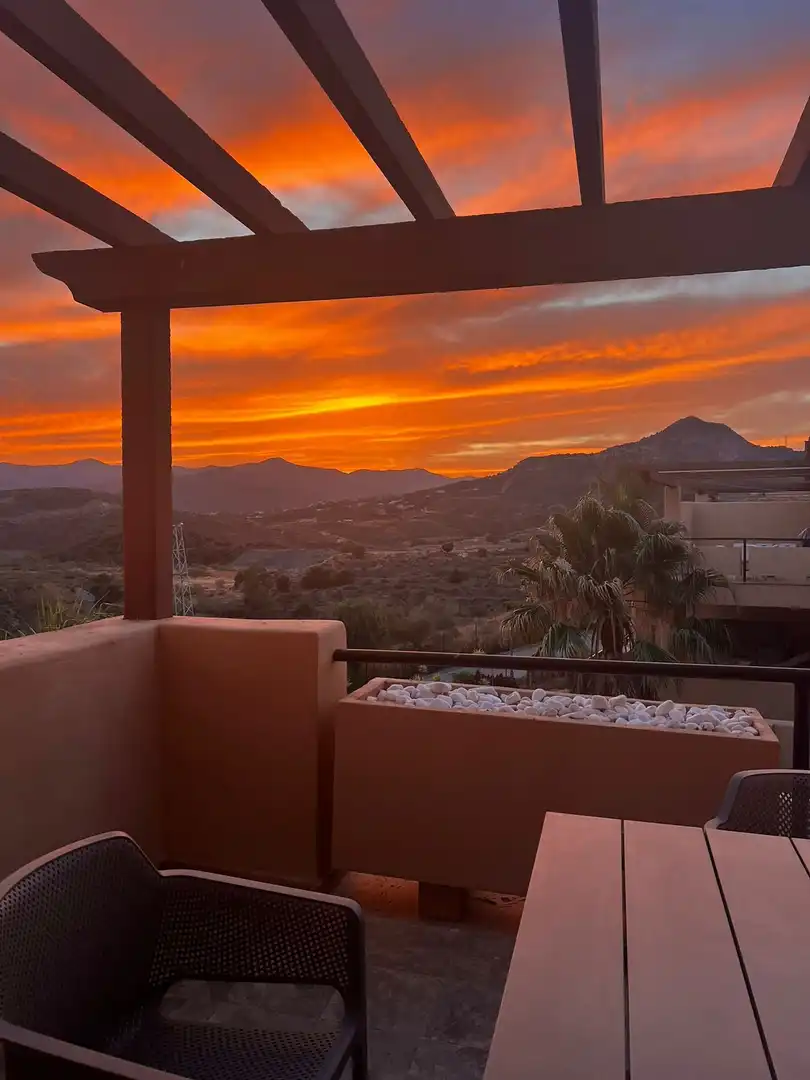 Exterior view of Attic for rent in Benahavís  with Air Conditioner, Heating and Terrace