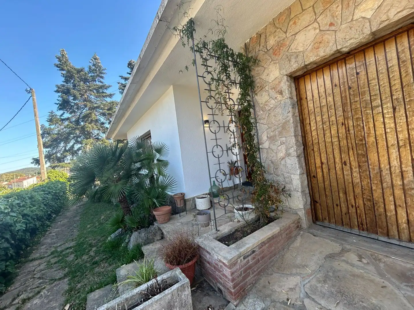 Vista exterior de Casa o xalet en venda en Begues amb Aire condicionat, Calefacció i Jardí privat