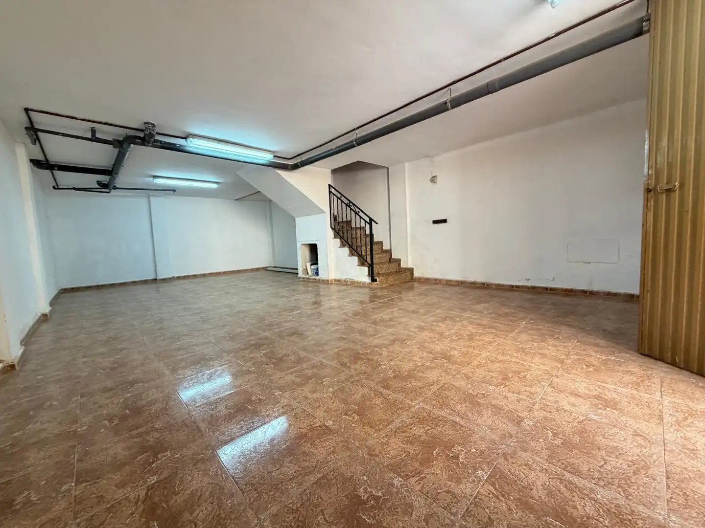 Houses for sale in Catral  with Air Conditioner, Terrace and Furnished