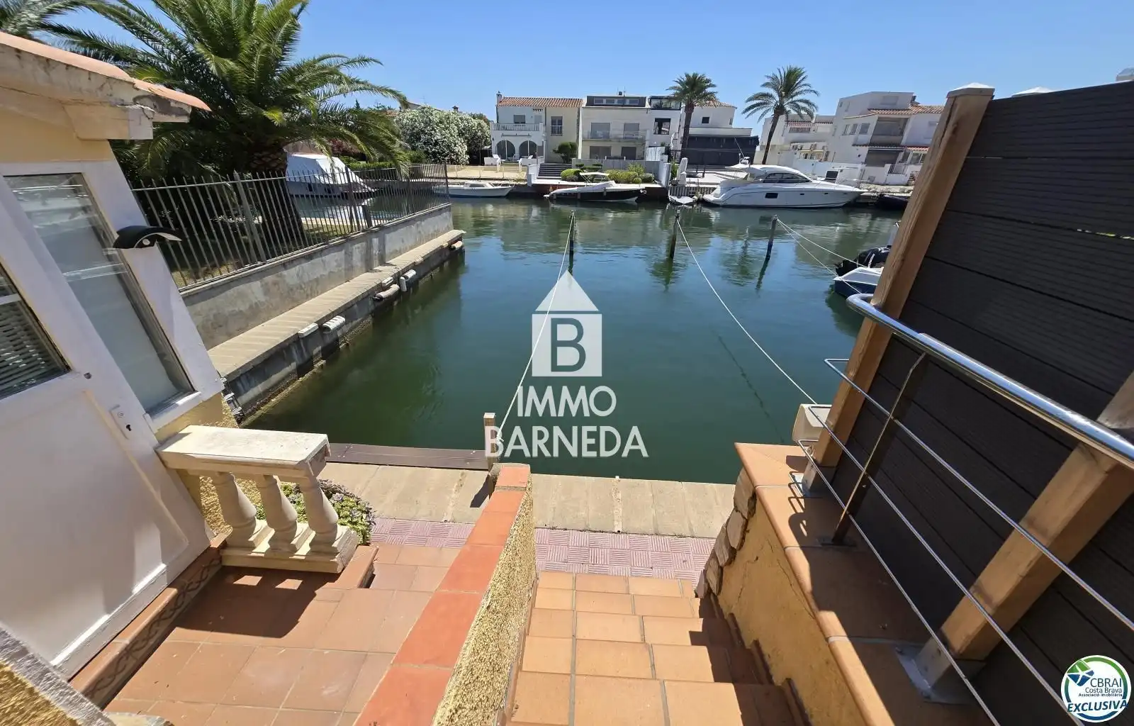 Vista exterior de Piso en venta en Empuriabrava con Aire acondicionado, Calefacción y Terraza
