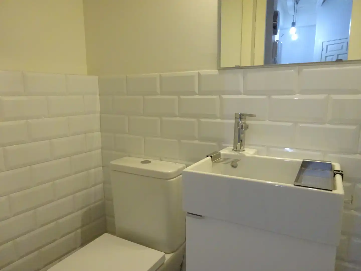 Baño de Dúplex de alquiler en Sevilla con Aire acondicionado, Calefacción y Amueblado