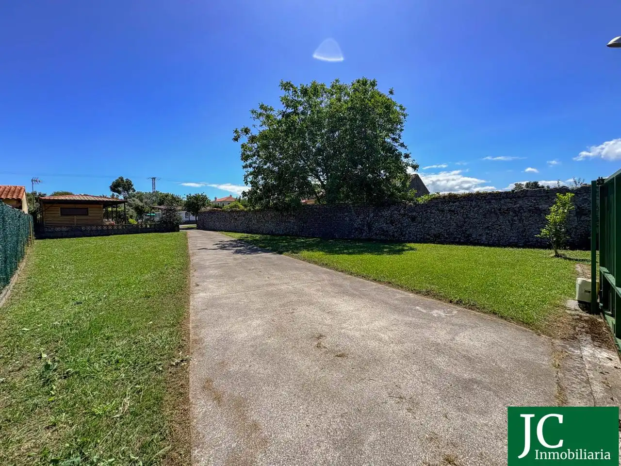 Exterior view of Houses for sale in Bárcena de Cicero  with Private garden, Storage room and Furnished