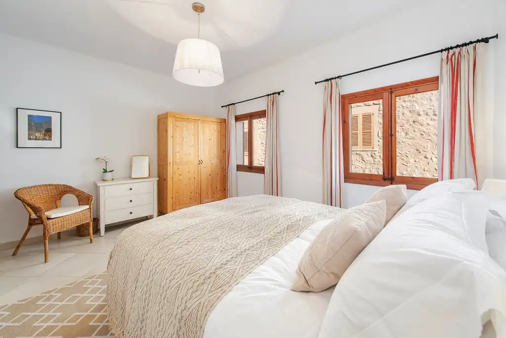 Habitación de Casa adosada en venta en Pollença con Aire acondicionado, Jardín privado y Terraza