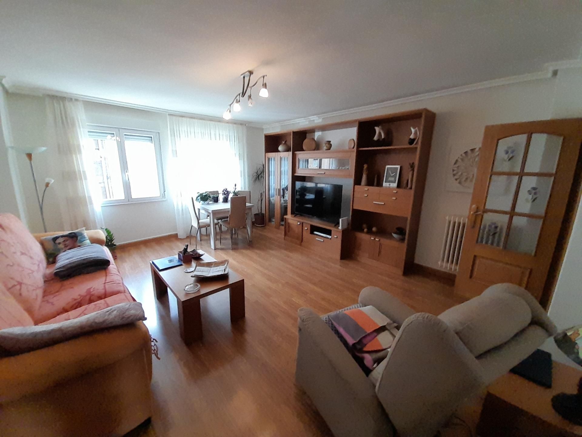Living room of Flat for sale in Ponferrada  with Heating, Terrace and Storage room