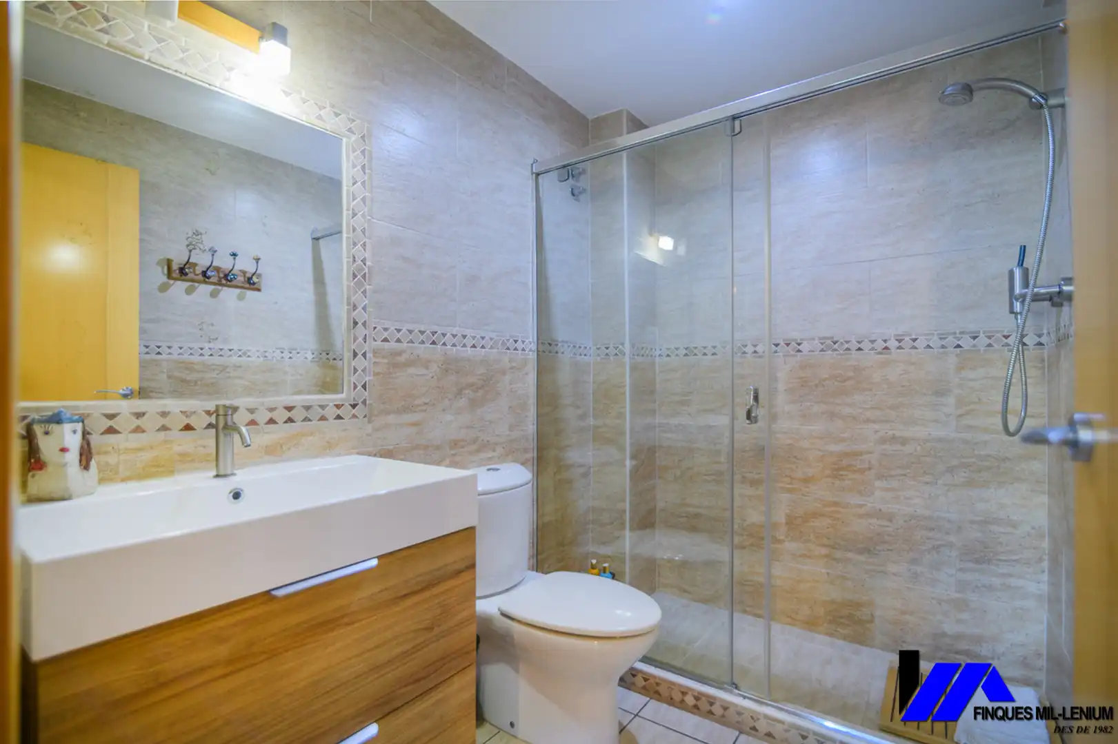 Baño de Casa o chalet en venta en Vallirana con Aire acondicionado, Calefacción y Jardín privado