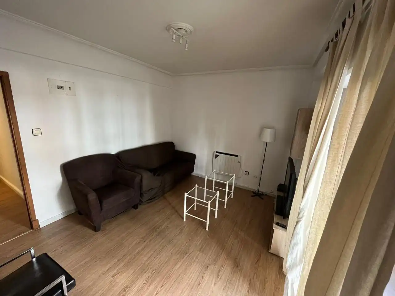 Sala de estar de Piso de alquiler en Ourense Capital  con Calefacción, Parquet y Trastero