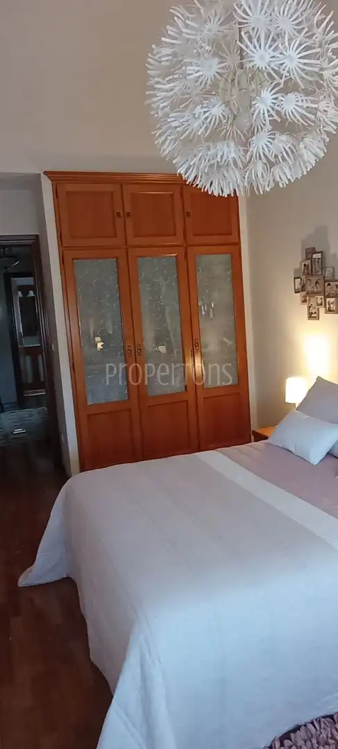 Bedroom of Houses for sale in Miranda de Ebro