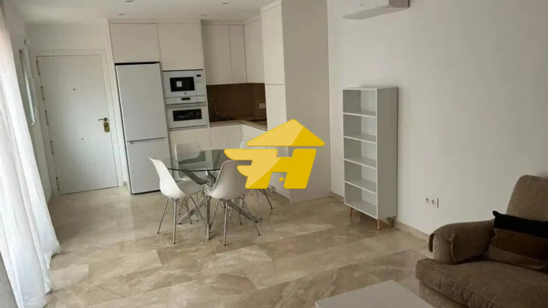 Sala de estar de Piso de alquiler en  Córdoba Capital con Aire acondicionado y Amueblado