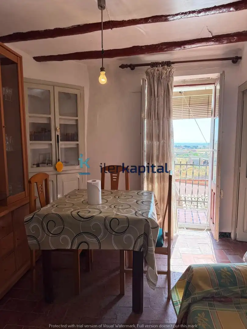 Haus oder Chalet zum Verkauf in Algerri mit Abstellraum