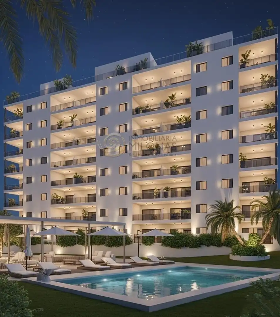 Apartamento con piscina en venta en Avenida MESTRAL