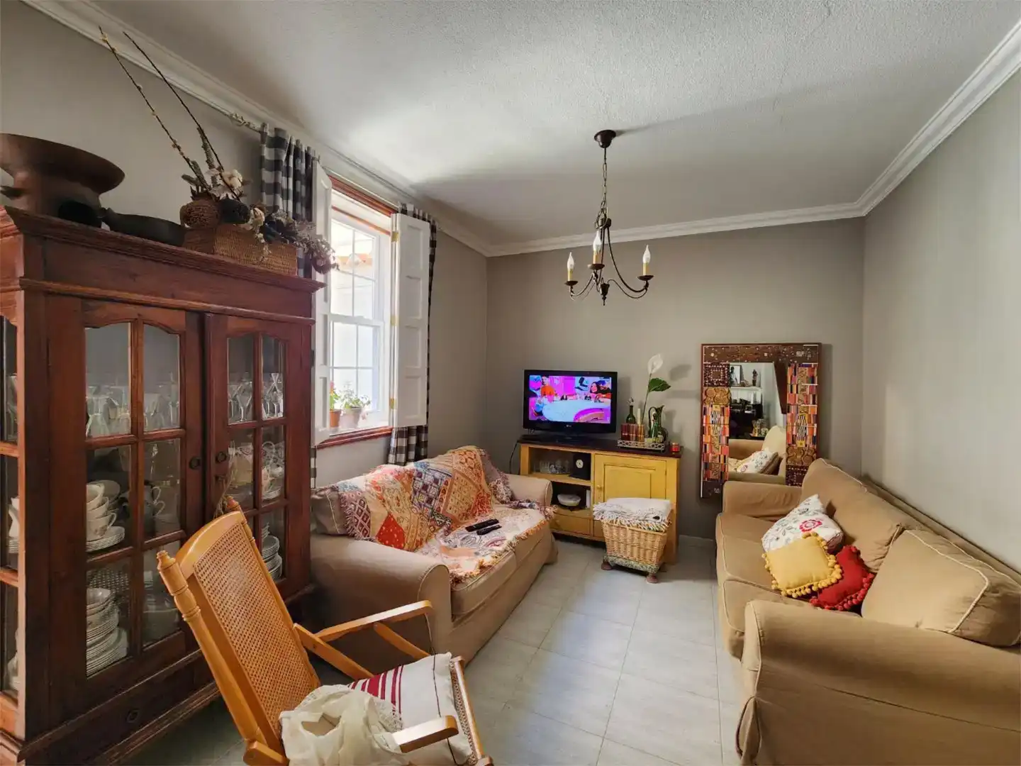 Sala de estar de Piso en venta en Arona con Jardín privado, Trastero y Amueblado