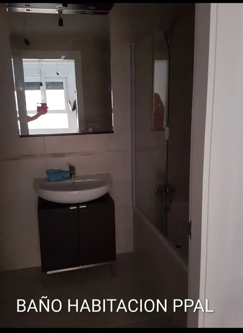 Bathroom of Flat for rent in Rivas-Vaciamadrid  with Air Conditioner, Heating and Parquet flooring