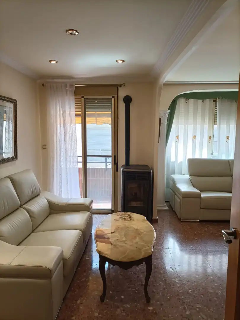 Living room of Flat for sale in Castellnovo  with Terrace, Furnished and Balcony
