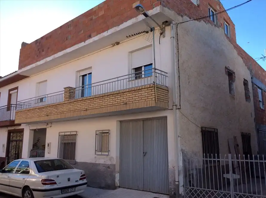 Vista exterior de Pis en venda en Zújar