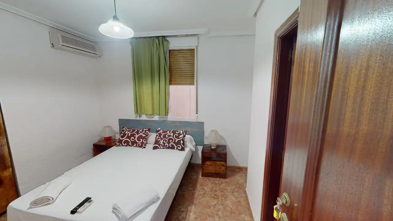 Habitación de Edificio en venta en Jaén