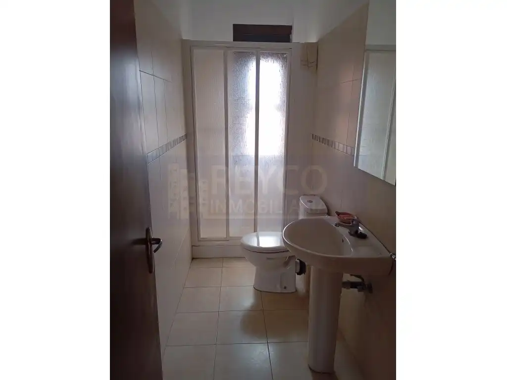 Baño de Piso en venta en Baños de Río Tobía