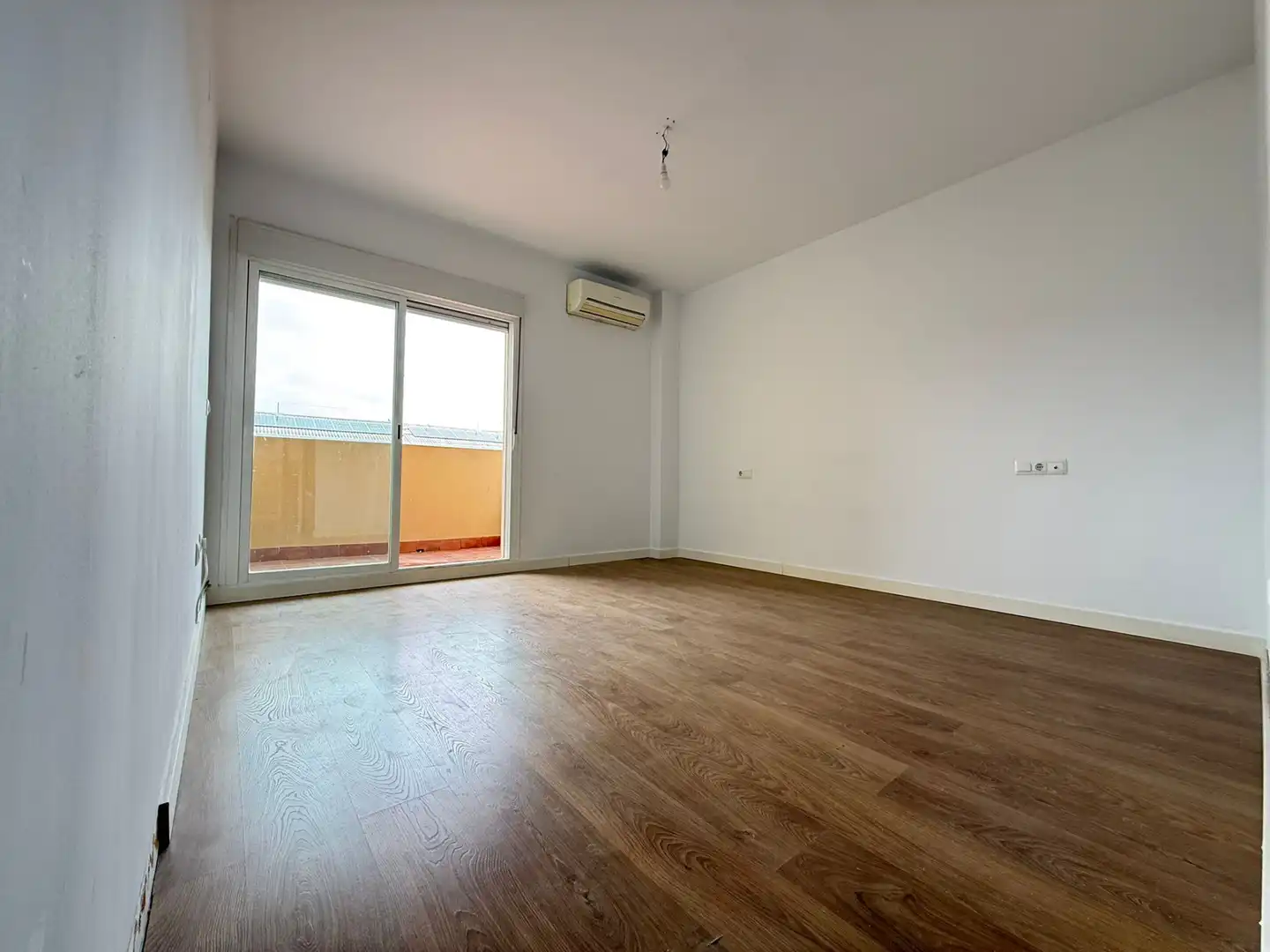Habitación de Piso en venta en Jerez de la Frontera con Aire acondicionado, Calefacción y Jardín privado