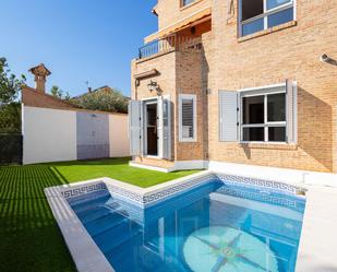 Piscina de Casa adosada en venda en Godella amb Aire condicionat, Terrassa i Piscina