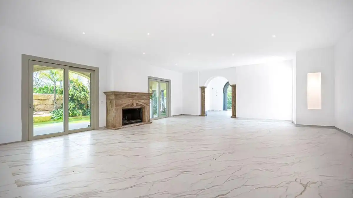 Living room of Houses for sale in Marbella  with Air Conditioner, Private garden and Terrace