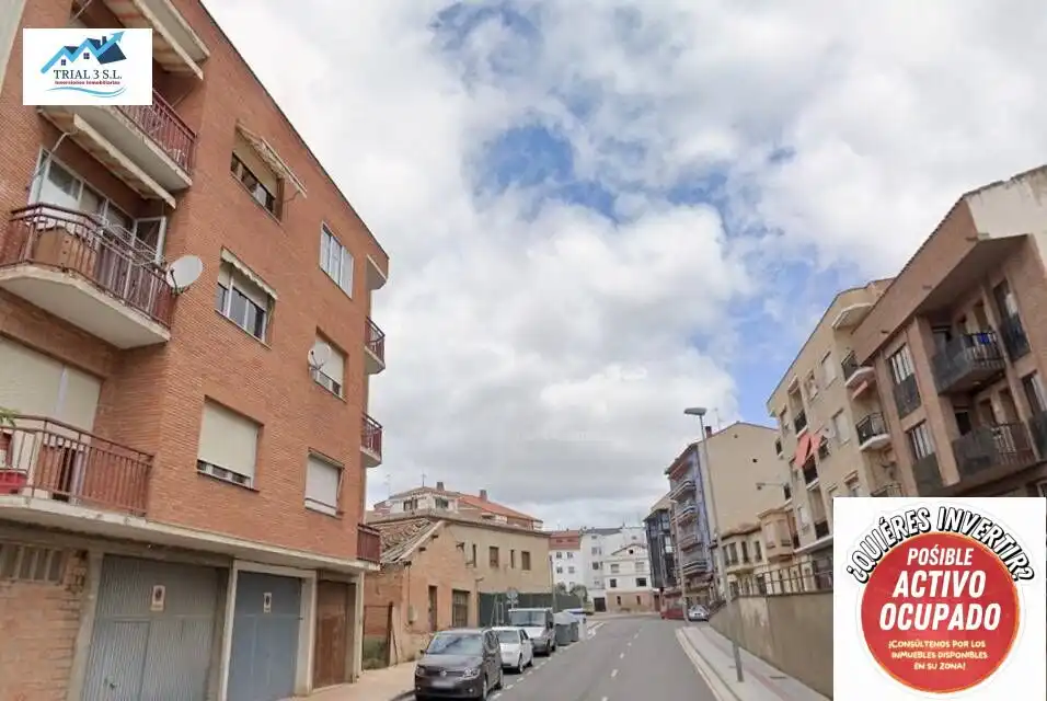 Vista exterior de Piso en venta en Oyón-Oion