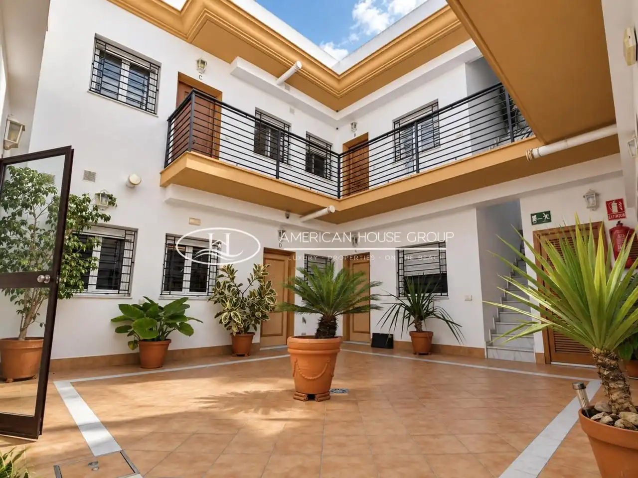 Rez-de-chaussée à vendre à El Carmen