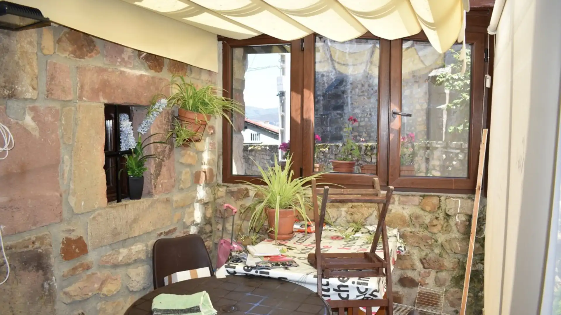 Terrace of Country homes for sale in Rionansa