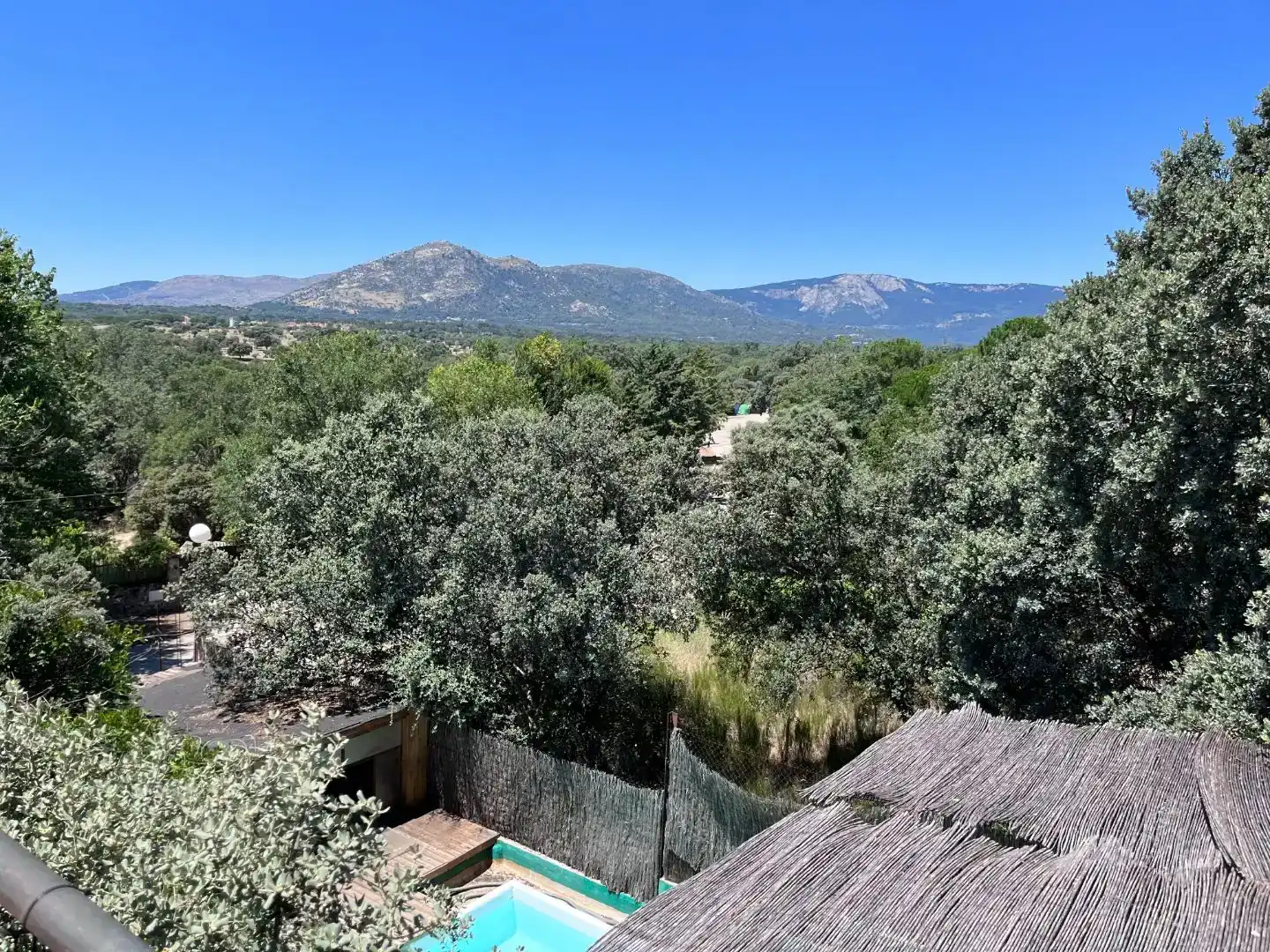 Vista exterior de Casa o chalet de alquiler en Valdemorillo con Piscina y Balcón