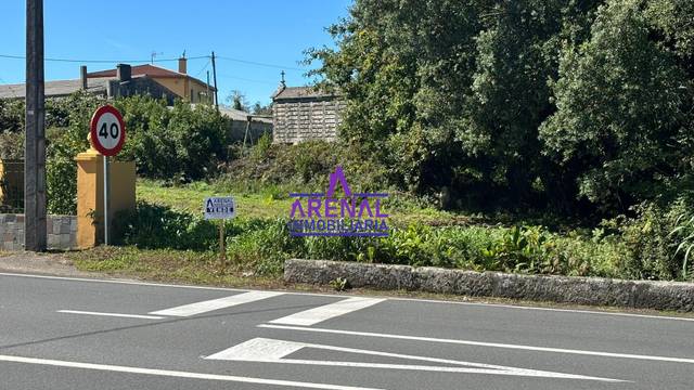 Terreno residencial en Venta en Oleiros