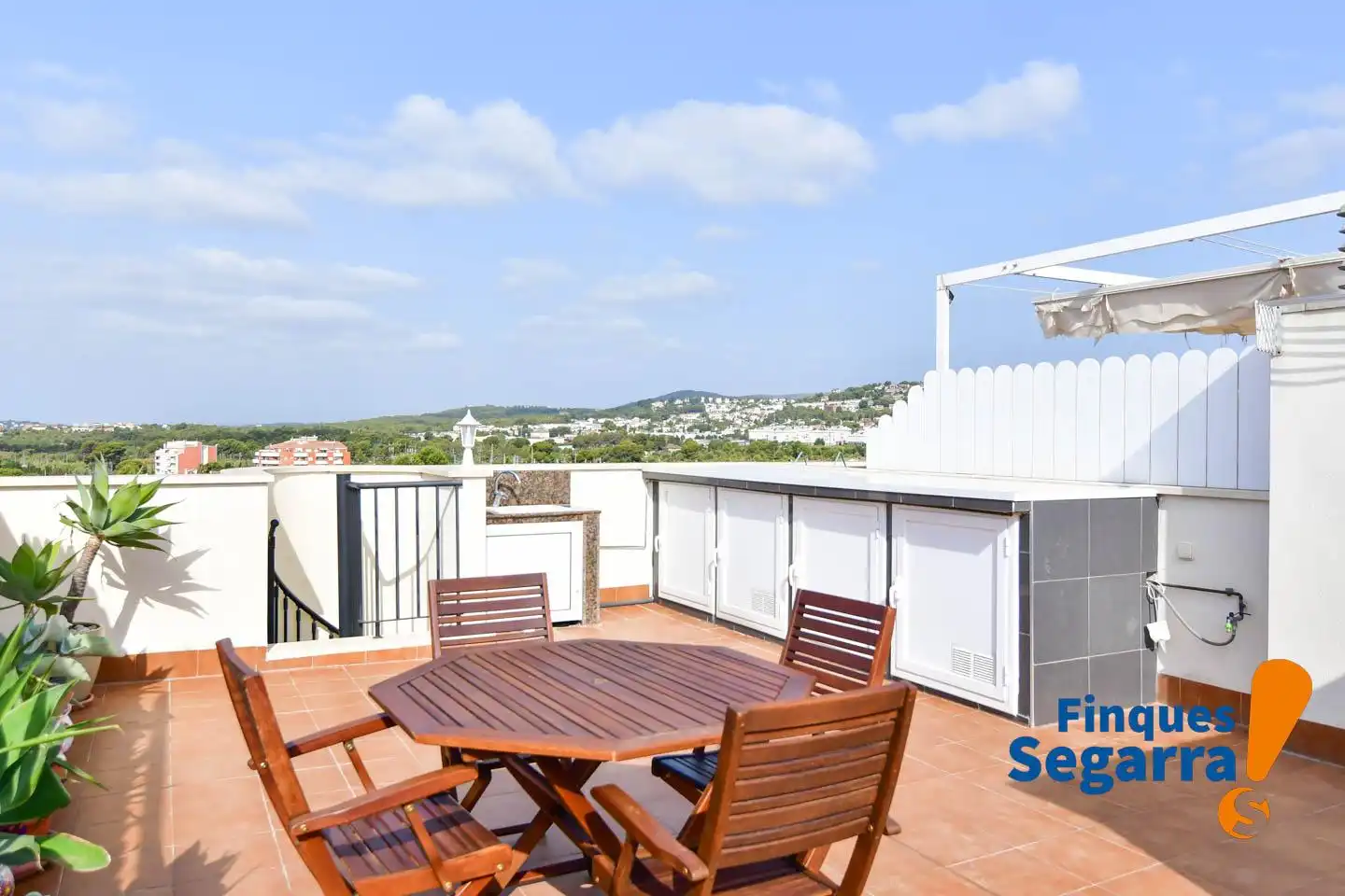 Terraza de Piso en venta en El Vendrell con Balcón y Piscina comunitaria