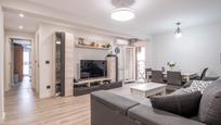 Living room of Flat for sale in  Zaragoza Capital  with Heating, Terrace and Balcony