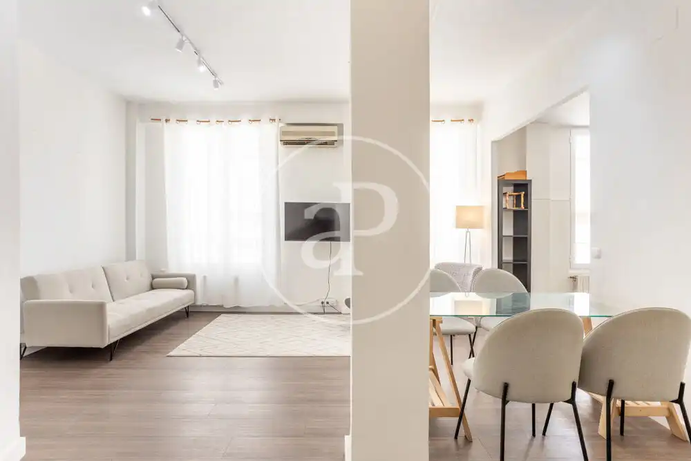 Living room of Flat for rent in Valencia  with Air Conditioner, Heating and Furnished