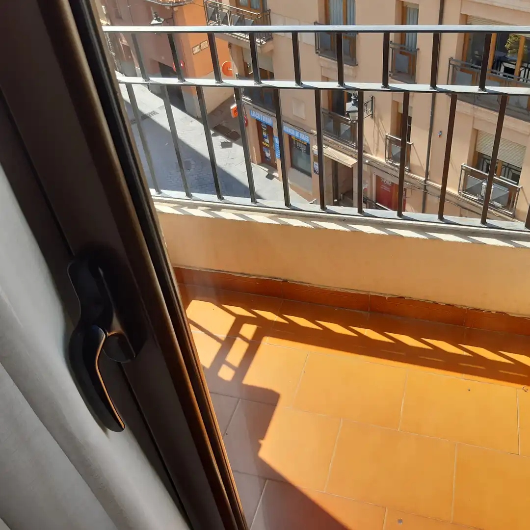 Terraza de Apartamento de alquiler en Teruel con Calefacción, Amueblado y Horno