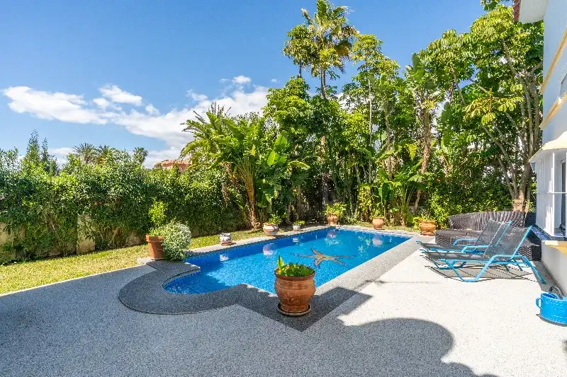 Chalet con piscina en venta en Elviria - Cabopino, imagen 8