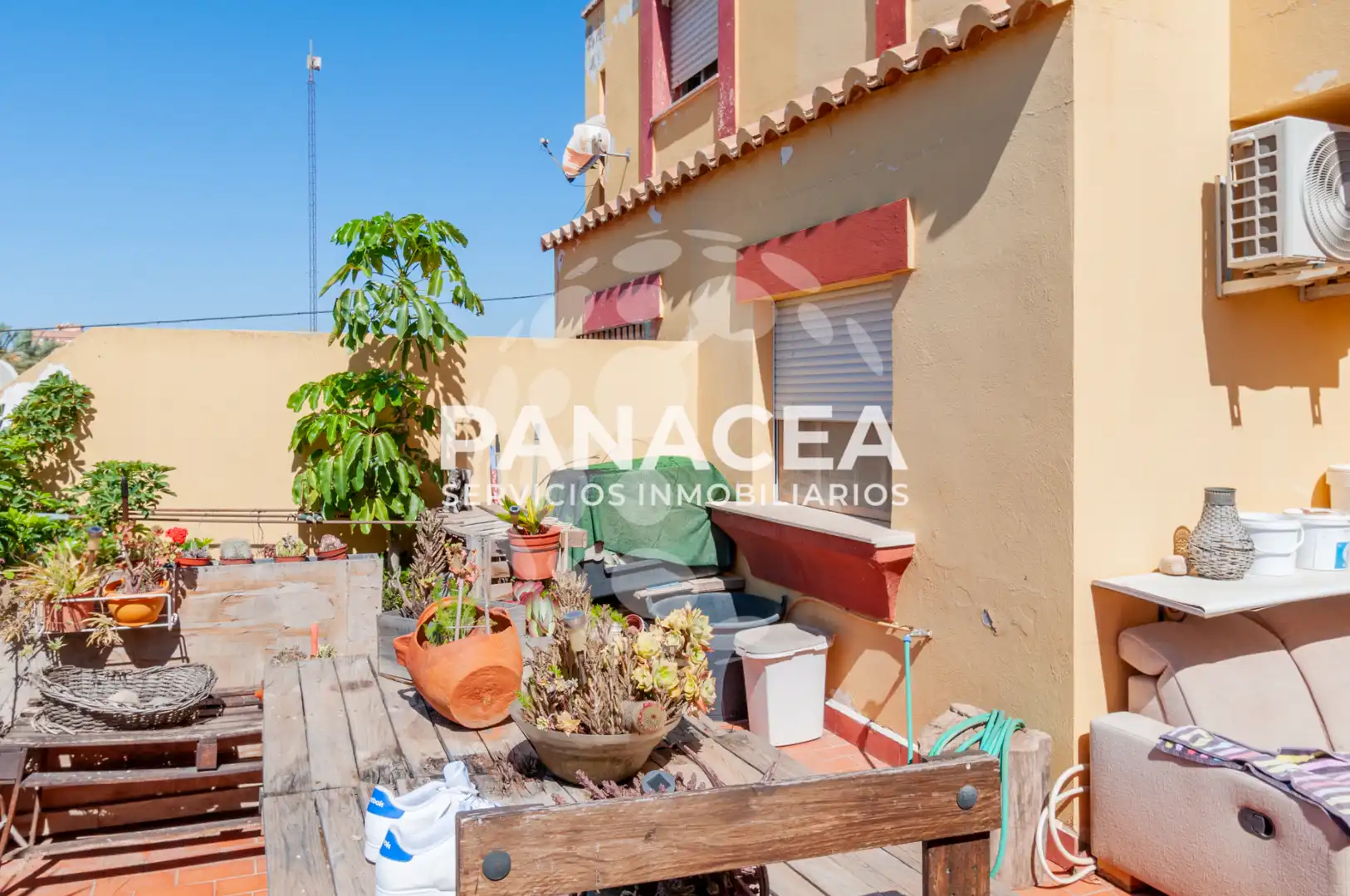 Exterior view of Duplexes for sale in Roquetas de Mar  with Terrace, Furnished and Oven