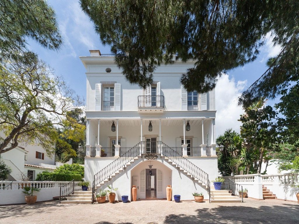 Vista exterior de Casa o xalet en venda en  Palma de Mallorca amb Calefacció, Jardí privat i Terrassa