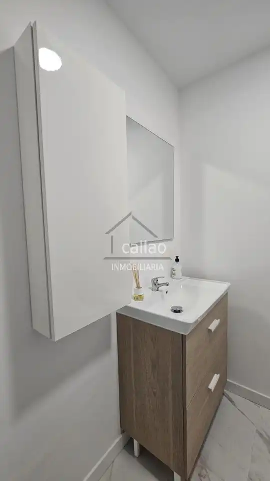 Bedroom of Flat for share in Ferrol  with Heating and Furnished