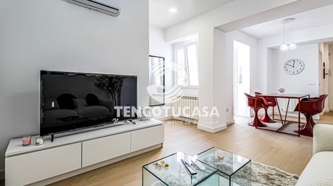 Foto 3 de Piso en venta en Calle de Sambara, 111, Quintana, Madrid Capital