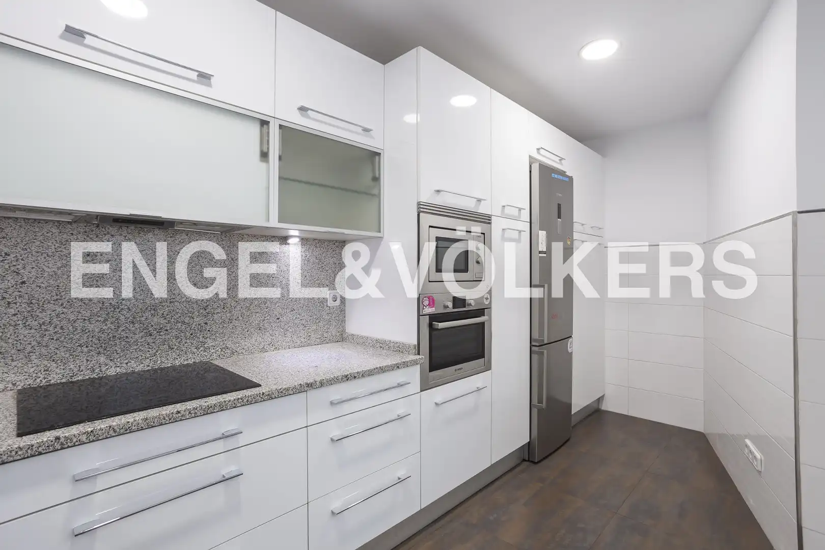 Kitchen of Flat for rent in Madrid  with Heating, Terrace and Balcony