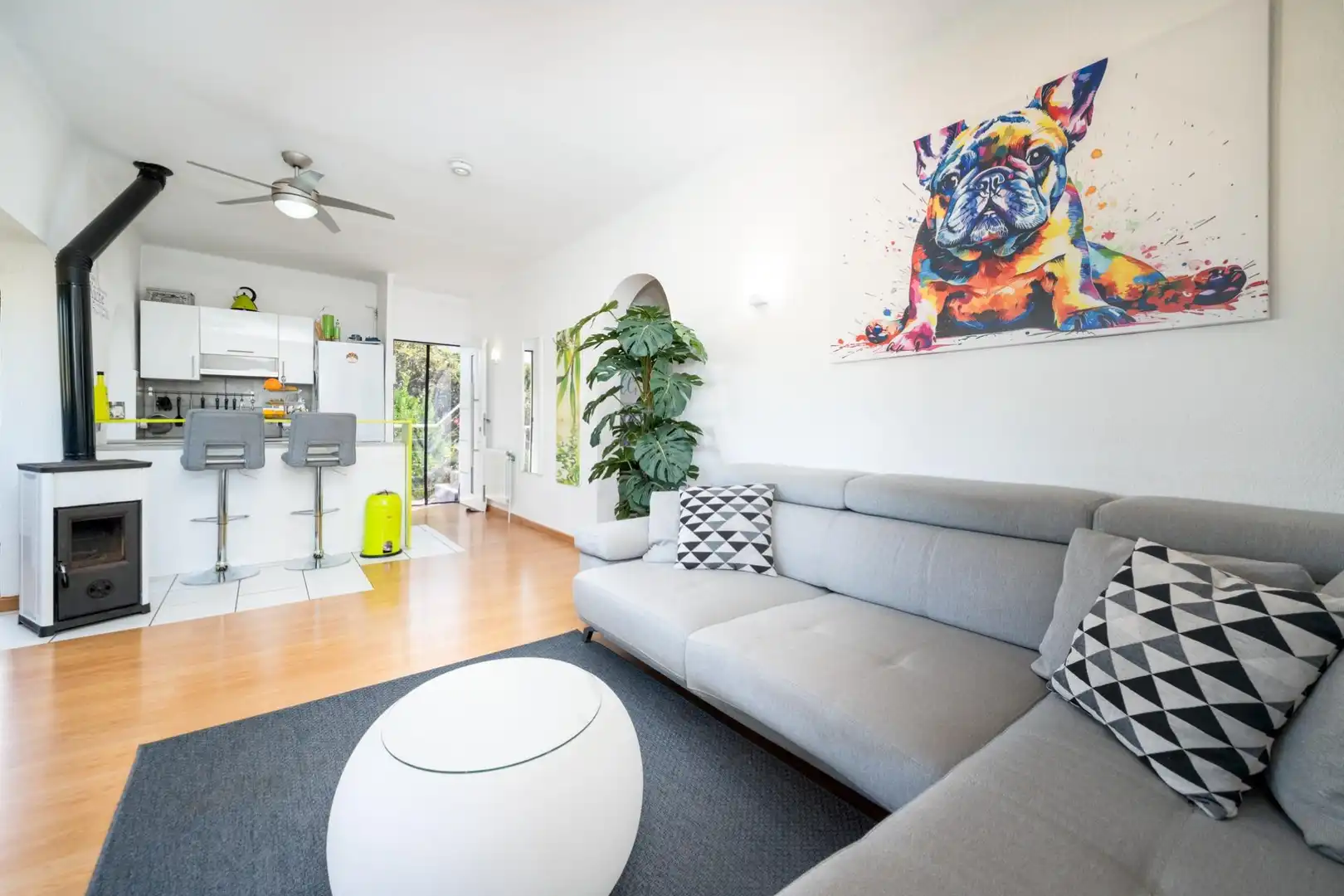 Sala d'estar de Casa adosada en venda en Calvià amb Aire condicionat, Calefacció i Jardí privat